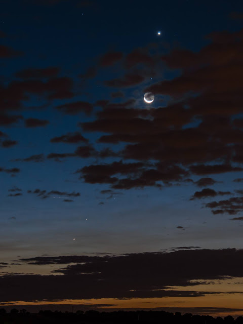 Một hình ảnh nữa đến từ Châu Âu, hình ảnh chụp bởi Annie Lewis từ thủ đô Madrid của Tây Ban Nha, cho thấy sự xếp thẳng hàng của Mặt Trăng, sao Regulus và Sao Kim.