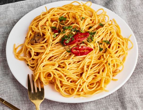 Spaghetti with Garlic and Oil Pasta Recipe