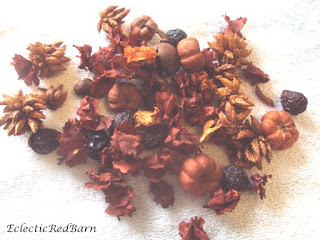 fall potpourri with little pumpkins