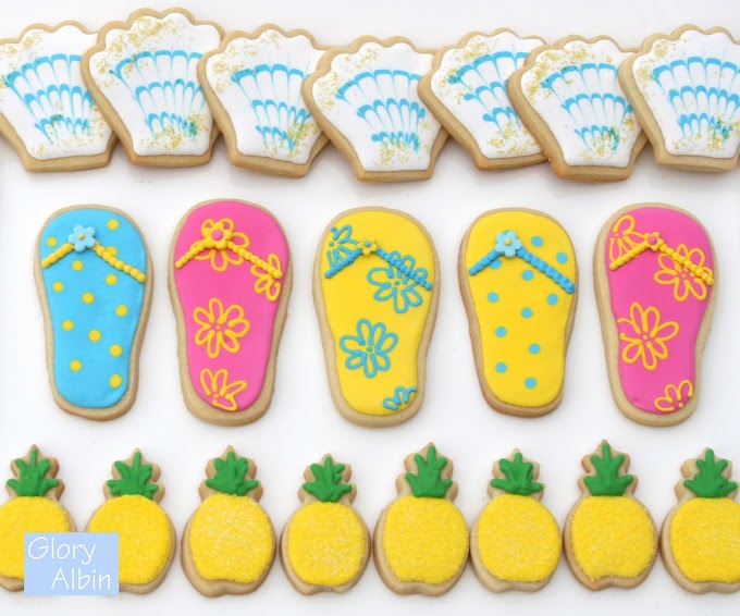 Royal Icing Christmas Cookie Decorating Ideas / Decorating Sugar Cookies With Royal Icing Glorious Treats / Start with food network magazine's basic sugar cookies and basic royal icing.