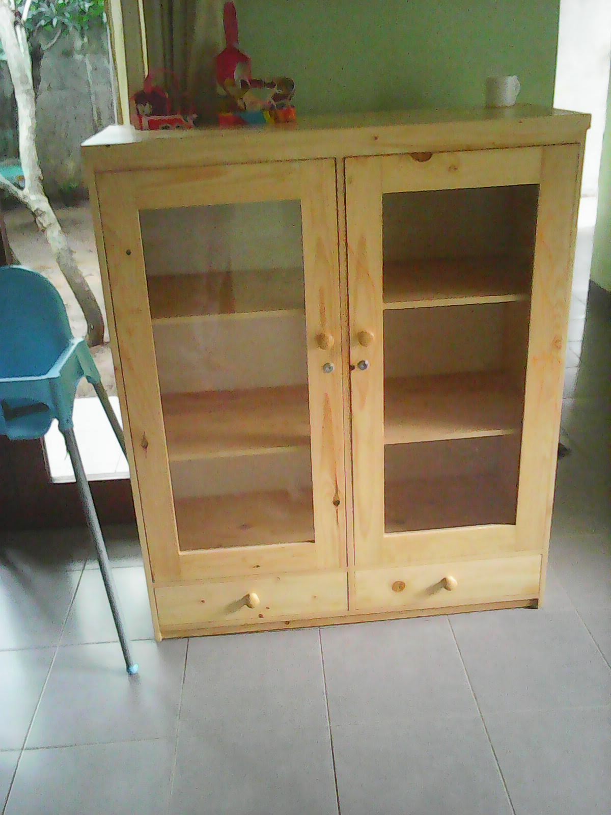 jatibelanda furniture Lemari anak