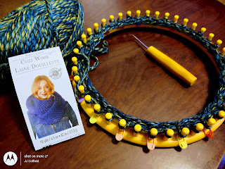 Knifty Knitter looms