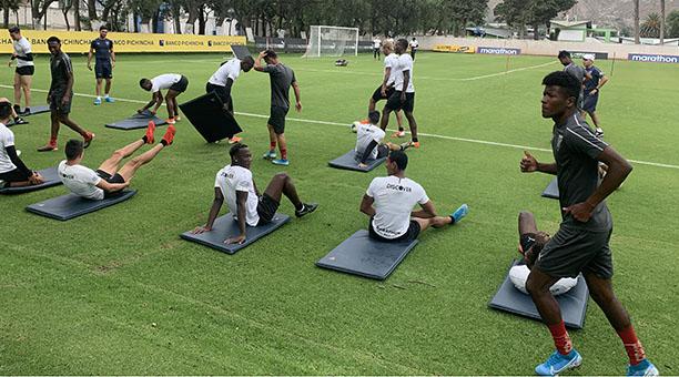 (VIDEO) Entrenamiento de Liga(Q), previo al cotejo con Delfín