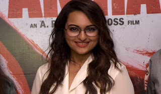 sonakshi-sinha-likes-urdu