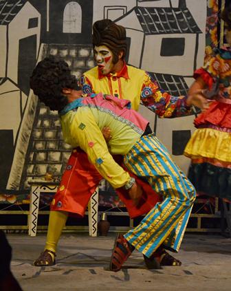 Produções do Galpão das Artes de Limoeiro no palco do Museu do Cangaço