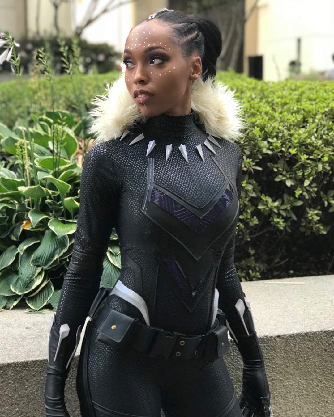 Cosplayer Cutiepiesensei As Shuri Black Panther ワカンダのプリンセスのシュリが 兄ティチャラの役割を引き継いだブラック パンサーのコスプレ B Side Of Cia