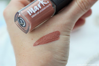 Review: Avon - 4 matte Mark Lippis - Liquid Lipstick matt - www.annitschkasblog.de