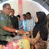 Pj Walikota Medan Drs.H.Radiman Tarigan Didampingi Plt Sekda Erwin Lubis Memberikan Bantuan Kepada Korban Kebakaran Gaharu