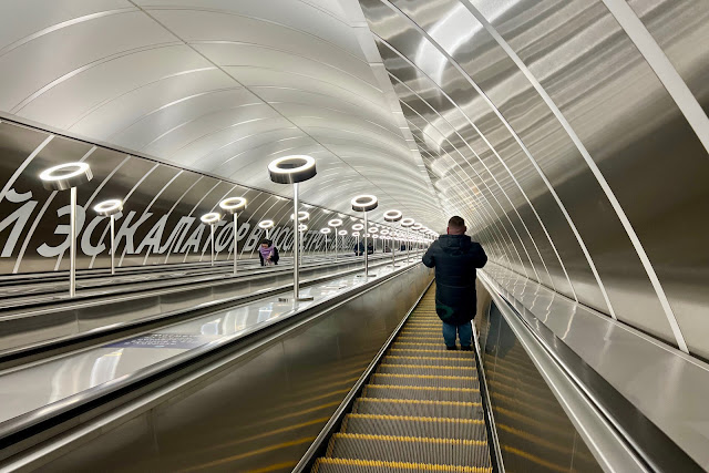 станция метро Марьина Роща, «Это самый длинный эскалатор в Мосметро 130 метров»