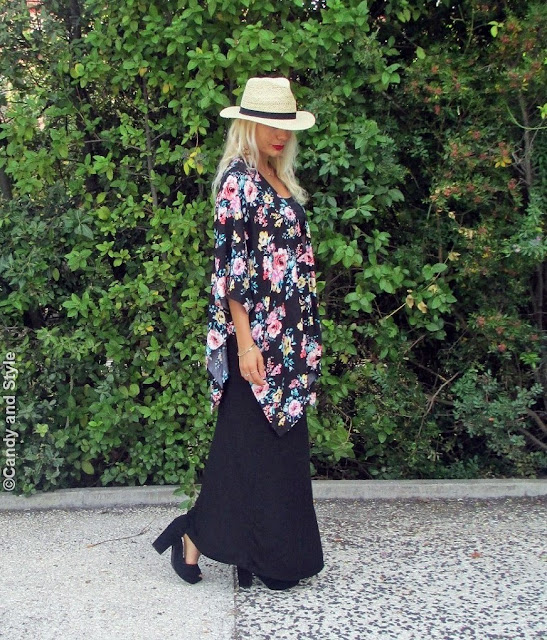 StrawFedora+FloralKimono+MaxiSkirt+SuedeSandals+BeachWaves+RedLips - Lilli Candy and Style Fashion Blog