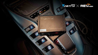 來自澳洲的汽車改裝品牌VAITRIX麥翠斯有最廣泛的車種適用產品，含汽油、柴油、油電混合車專用電子油門控制加速器，還能搭配外掛晶片及內寫，高品質且無後遺症之動力提升。外掛晶片可以選配由專屬藍芽App–AirForce GO切換一階、二階、三階ECU模式。  外掛晶片及電子油門控制器不影響原車引擎保固。搭配VAITRIX不眩光儀錶，渦輪壓力/水溫/油溫等應有盡有，使用原廠感知器對接，數據呈現100%正解，提升馬力同時監控愛車狀況。  增壓型油門加速器Wise Gain Pedal可以讓渦輪車款提升增壓值，實現增加馬力！旋鈕方式讓模式切換更方便快速！  最佳性能提升就選擇專用水噴電腦及套件，降溫效果最好，性能穩定提升，正確使用動力加倍不傷引擎。  在VAITRIX動力升級，完整實現客製化調校，根據車況、已改裝硬體與客戶需求調整程式。搭配馬力機驗證與HP TUNERS數據流，讓改裝沒有後顧之憂！  適用品牌車款： Audi奧迪、BMW寶馬、Porsche保時捷、Benz賓士、Honda本田、Toyota豐田、Mitsubishi三菱、Mazda馬自達、Nissan日產、Subaru速霸陸、VW福斯、Volvo富豪、Luxgen納智捷、Ford福特、Hyundai現代、Skoda速可達、Mini、MG; CRV、CLA45、Focus mk4、golf gti、golf 8、polo、kuga、odyssey、Santa Fe新土匪、C63s、Elantra Sport、Mini R56、540i、G63、RS6、RS7、M8、330i、E63、S63、HS、A180、Kamiq、Kodiaq、X3、Macan、Q3、RSQ3...等。   Truck卡車： Mitsubishi Fuso三菱扶桑、Hino日野、DAF達富、IVECO威凱、ISUZU五十鈴、SCANIA斯堪尼亞; Canter堅達、Fighter、Super Great、300 系、700系、CF85、LF45、LF55、L系、G系、R系、S系、Daily、Eurocargo、NQR、NPR、NMR、NRR  Motor重機： BMW寶馬、Ducati杜卡迪、Honda本田、Yamaha山葉、Aprilia阿普利亞、KTM、Husqvarna胡斯瓦那、Kawasaki川崎、Suzuki鈴木; S1000RR、S1000R、R1200GS、R9T、R1200GS、Scrambler、Monster、Panigale、Streetfighter、Supersport、Superbike、XDiavel、Hypermotard、RSV、SMC、Supermoto、Ninja、ZX-12R、ZX-6R、T-Max、Tenere、MT、Hayabusa、V-Strom、GSX-S1000