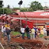 Trem derruba casas e mata 6 em S. José do Rio Preto