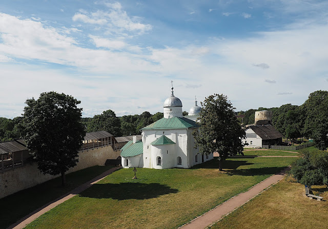 Изборск, крепость – Никольский собор