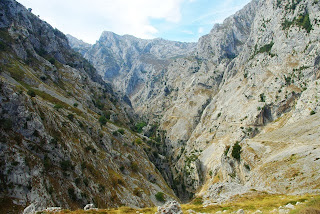 ruta del Cares, tramo de descenso tras el alto de Los Collaos