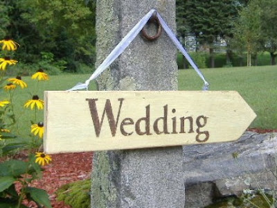 Etsy Find Wedding Direction Signs