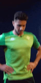 Marc Bartra desnudo y marcando p*lla Foto 22