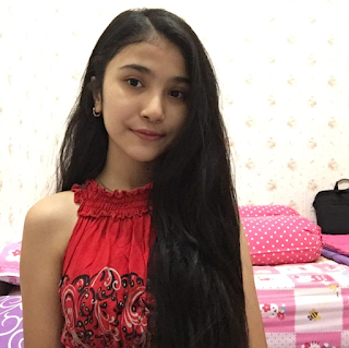 Foto Cantik Maureen Daryanani Tanpa Make Up