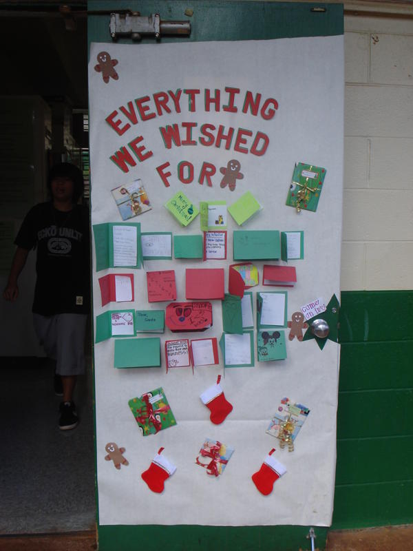 Aiea High School Student Activities: HOLIDAY DOOR 