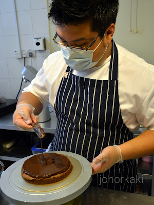 Chocolate-Durian-Cake-Oh-My-Cakes-Permas-Jaya-Johor-Bahru