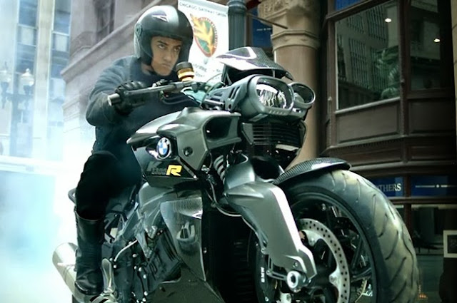 Aamir Khan’s character Sahir rides BMW K1 300R Bike in Dhoom 3