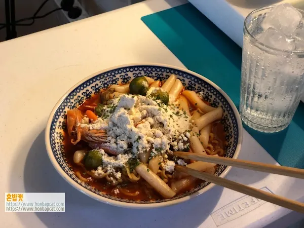 삼양 까르보 불닭라볶이, Samyang Carbo Hot Pepper Rabokki, 삼양, 간편식사, 혼밥,  맛있는 라볶이추천