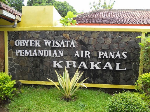 Pesona Keindahan Wisata Pemandian Air Panas Krakal Di Alian