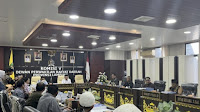  Dunia Pendidikan Menengah Atas Swasta Bergolak