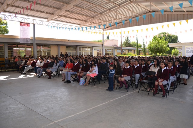 "EL CIRCO": ¡Concluyó el ciclo escolar 2014-2015 en Calera!