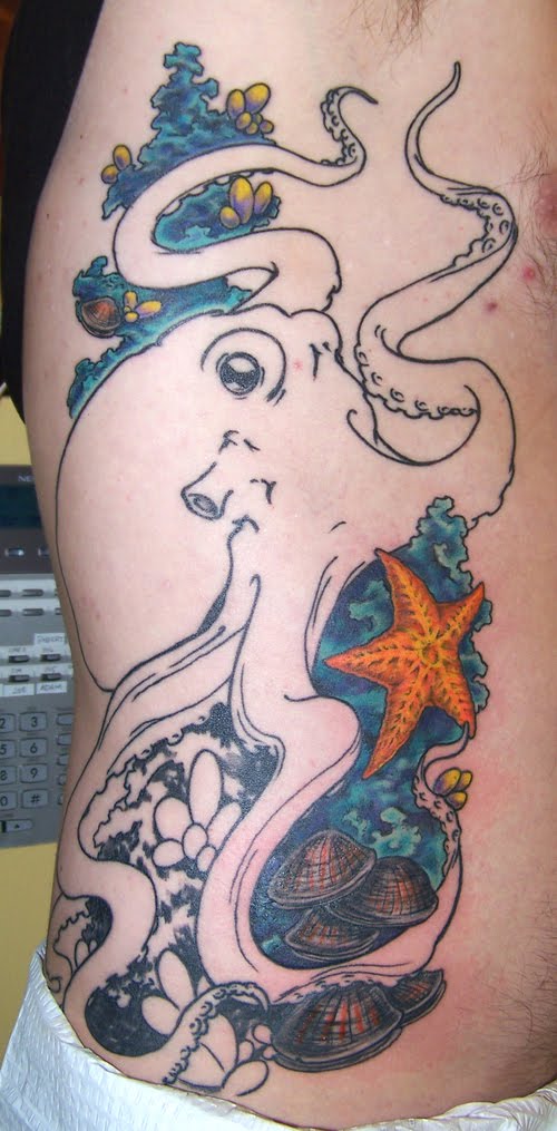 Octopus Tattoo Posted by arraee at 500 AM 