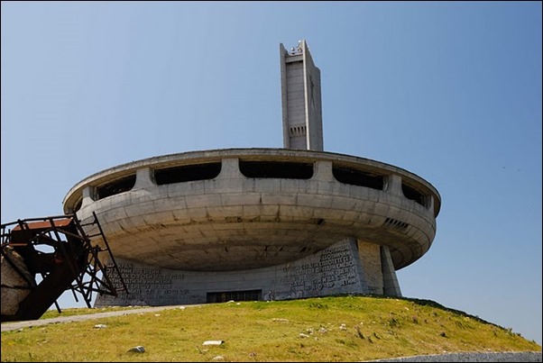 Buzludzha Monument 01