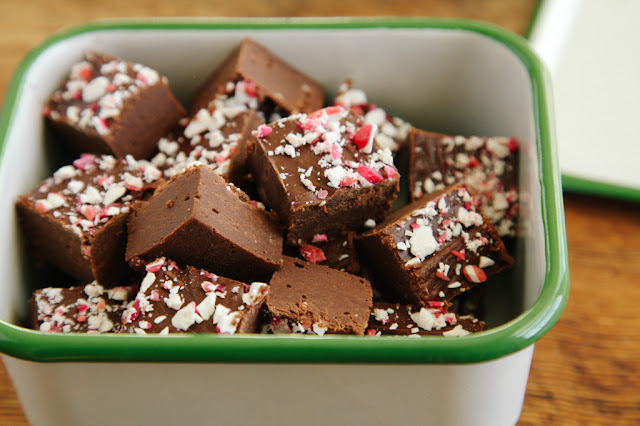 Easy Chocolate Peppermint Fudge Makes 18 pieces.