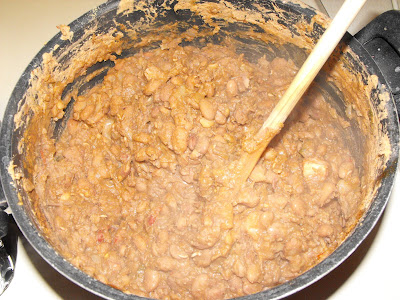 amor y frijoles. Figure 7: Los frijoles de la