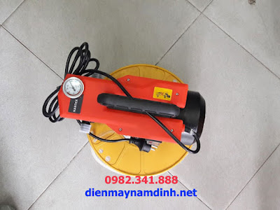 máy bơm nước rửa xe mini