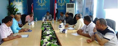 استعراض خطة عمل مؤسسة موانئ البحر الأحمر اليمنية بالحديدة