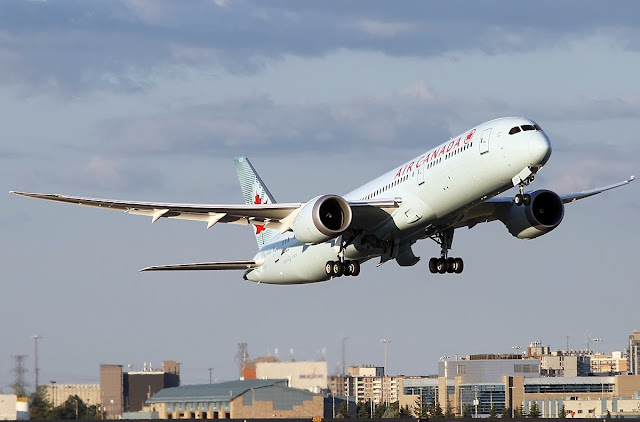 Air Canada with Boeing 787-9 Dreamliner