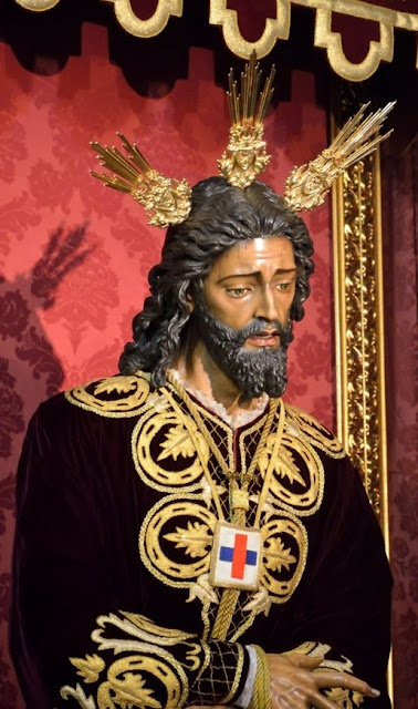 Nuestro Padre Jesús Cautivo y Rescatado - Sevilla