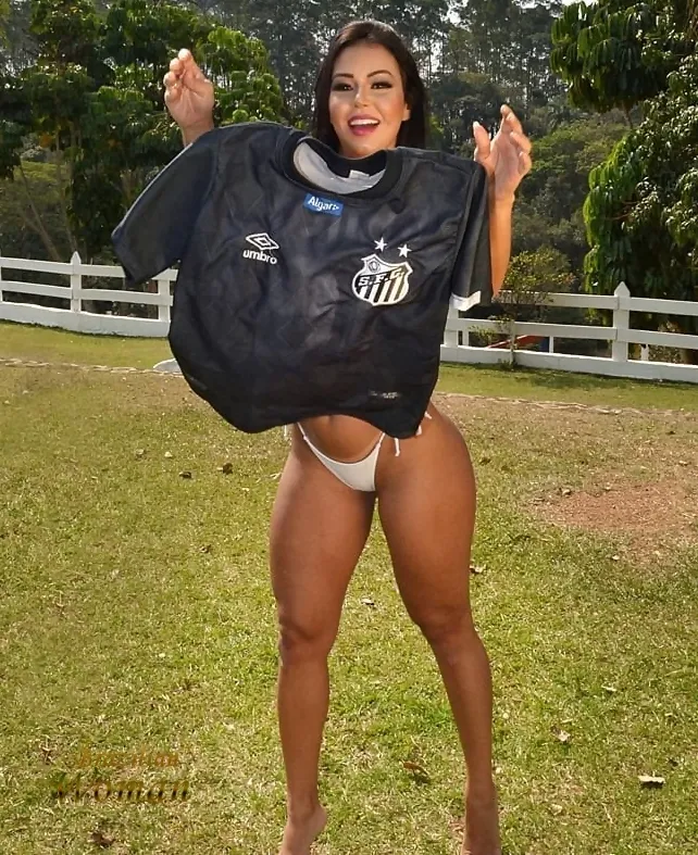 Camila Rodrigues a Musa do Santos