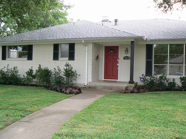 front door trim photos Ranch House with White Shutters | 640 x 480