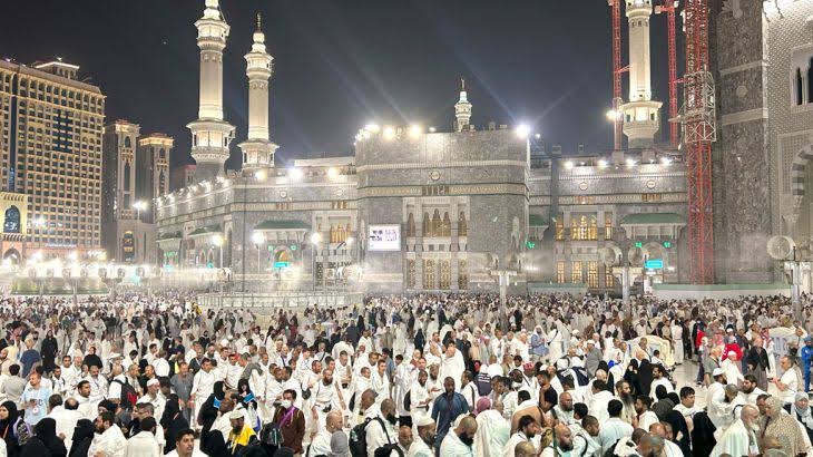 Millions start Hajj in shadow of Israel’s war on Gaza...