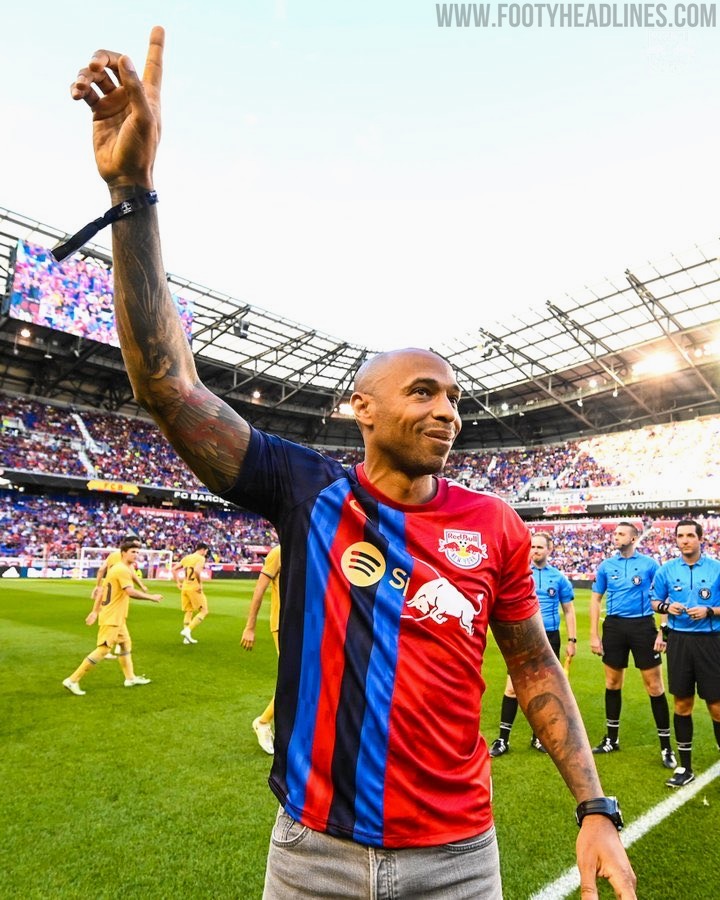 Insane FC Barcelona x NY Red Bulls 22-23 Mash-Up Kit - Worn by Thierry  Henry - Footy Headlines