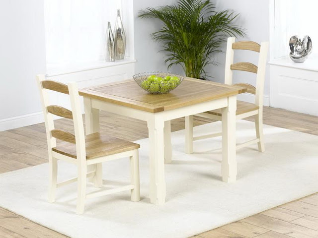 Small Kitchen Tables and Chairs