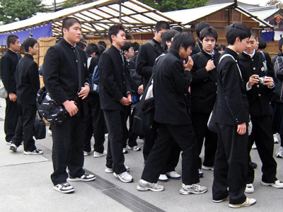 Private School Uniforms on That  They Look Just Like Normal Private American School Uniforms