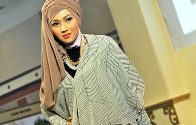 fashion hijab bisnis bersinar pic