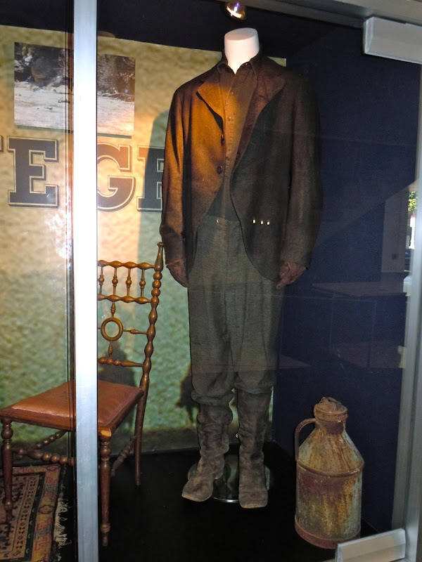 True Grit Josh Brolin movie costume