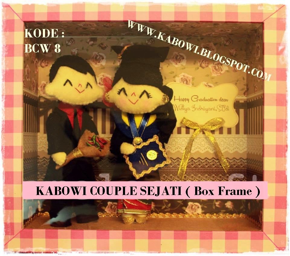 KADO WISUDA HADIAH ANIMASI UNIK BONEKA COUPLE JUAL FLANEL HARGA