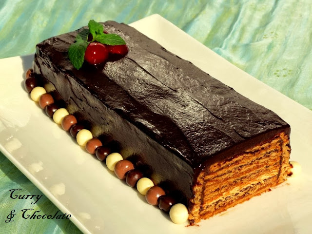 Tarta de galletas con chocolate y dulce de leche