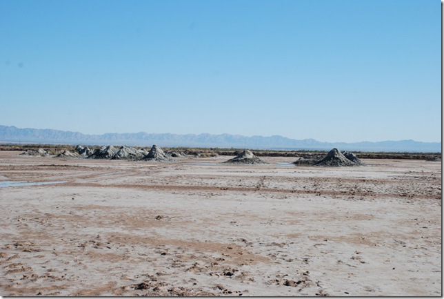 02-08-10 A Mud Volcanos Slabs 003