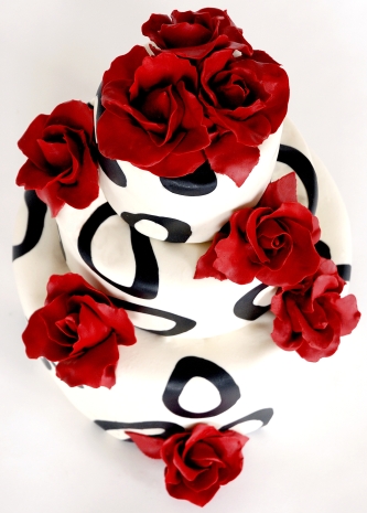 red and black wedding cakes