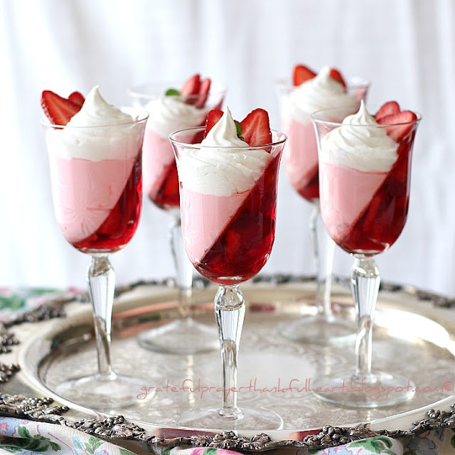 18 Irresistible Strawberry Desserts (Part 1)