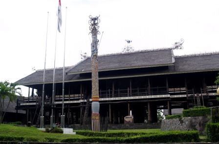 Culture of Indonesia.: 11 Rumah Adat dari Berbagai Budaya 